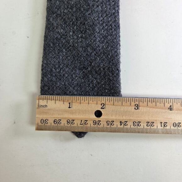 John Henry Gray Textured Wool Tie 2.5" Wide Slim Neckwear Classic Look - Picture 7 of 7